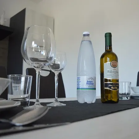 Vesuvius Motel 3*