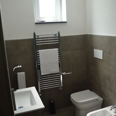 موتيل Vesuvius سيركولا