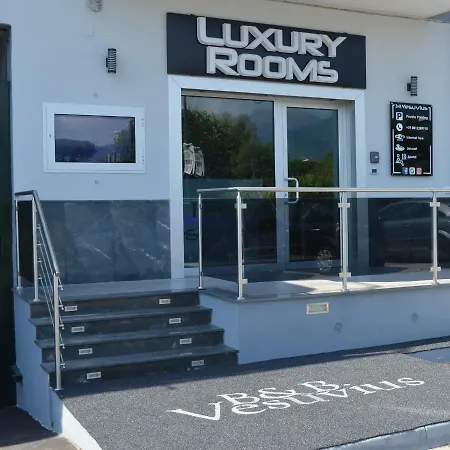 מוטל Vesuvius 3*