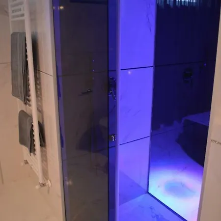 Vesuvius צ'רקולה